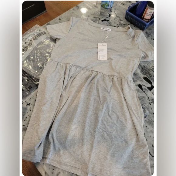 Bearsland Tops - Bearsland Maternity Tops Gray Women’s Size Small NWT